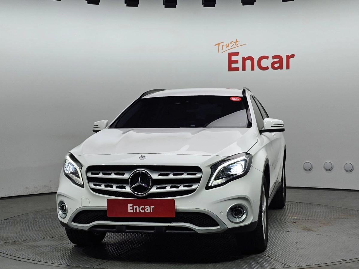 MERCEDES BENZ GLA-CLASS X156