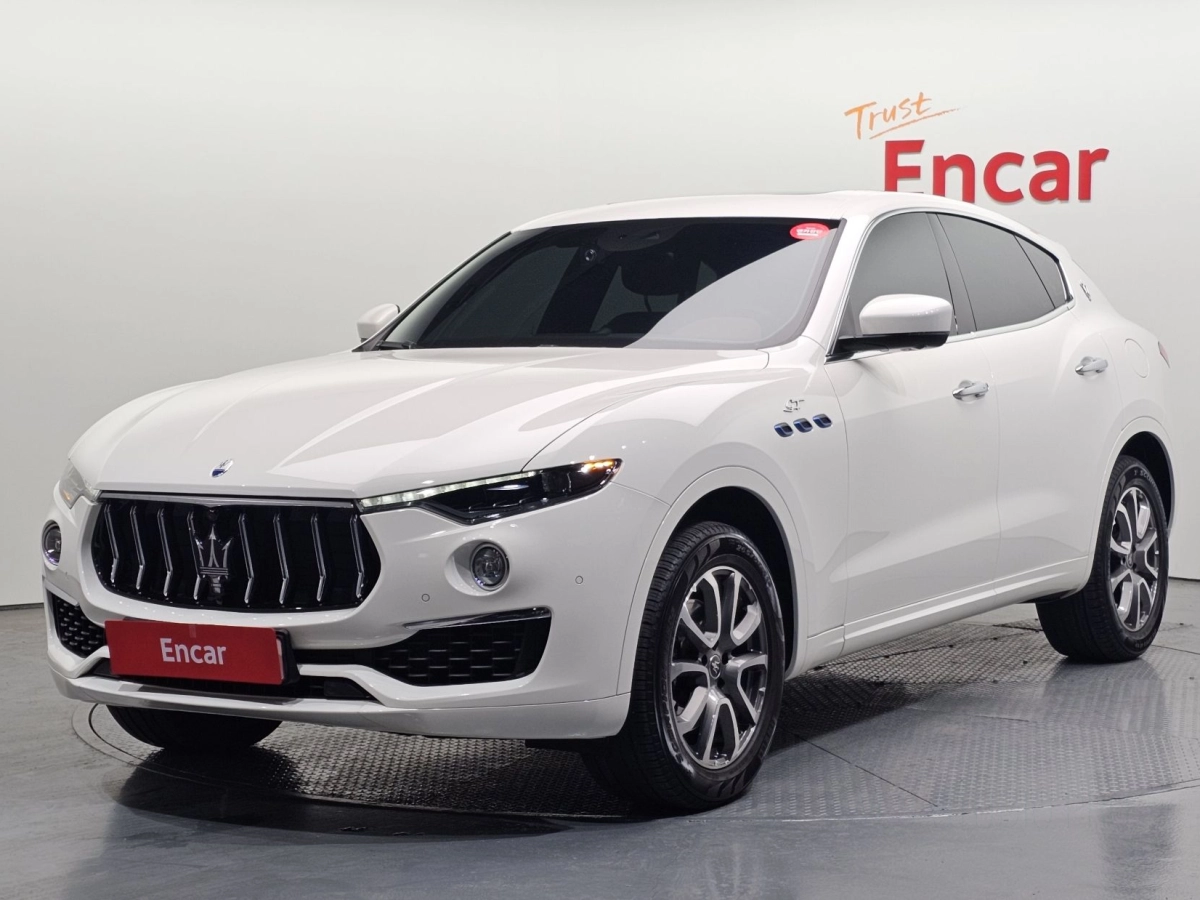 MASERATI LEVANTE
