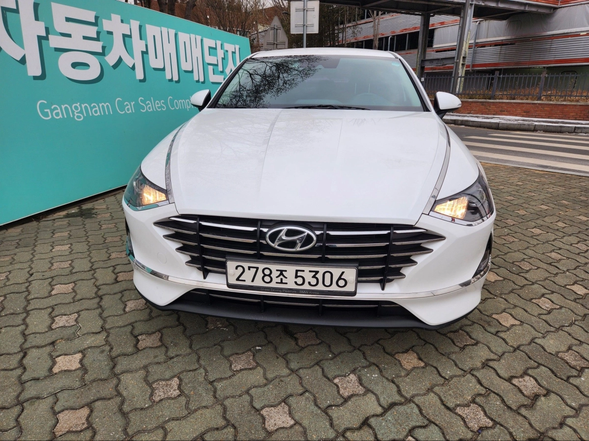 HYUNDAI SONATA DN8