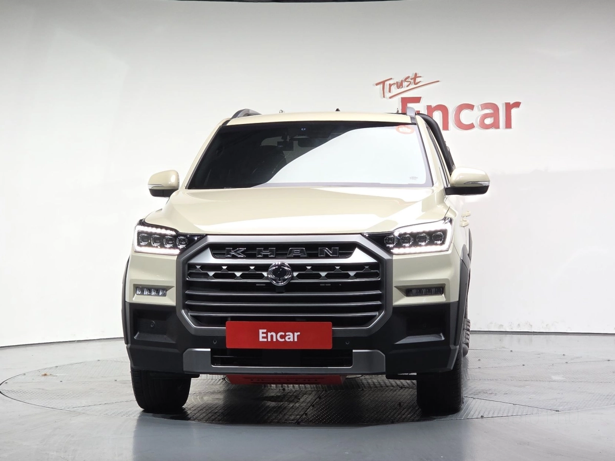 SSANGYONG REXTON SPORTS CAR