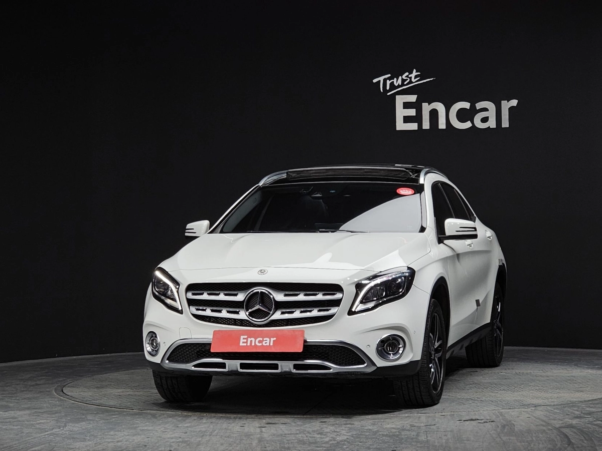 MERCEDES BENZ GLA-CLASS X156