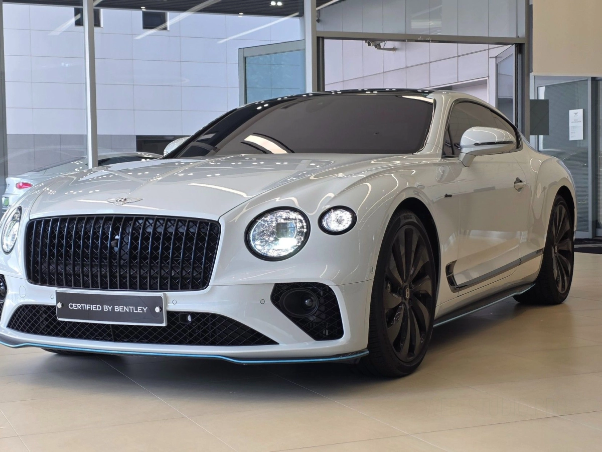BENTLEY CONTINENTAL GT  2024
