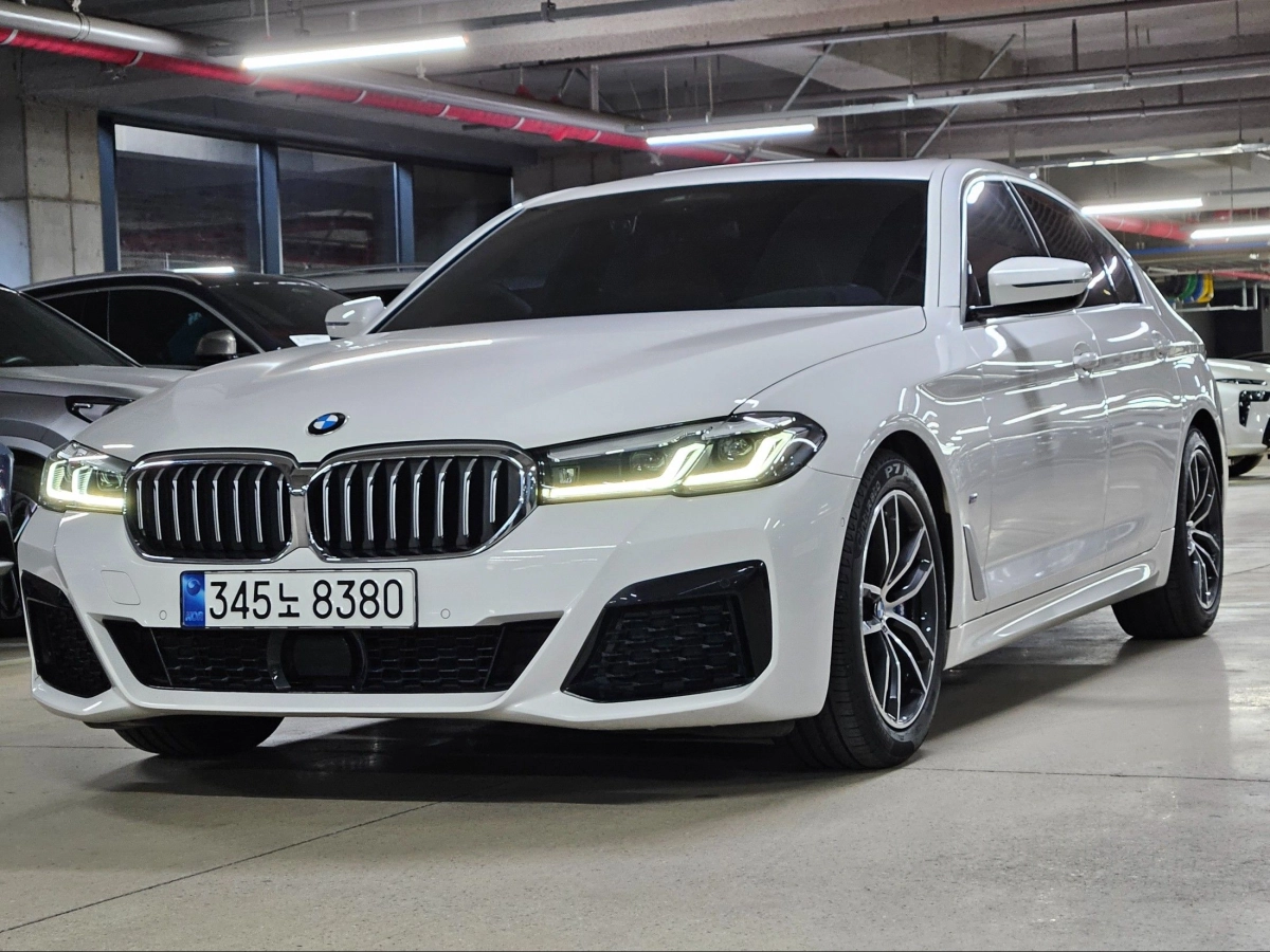 BMW 5-SERIES G30 2023