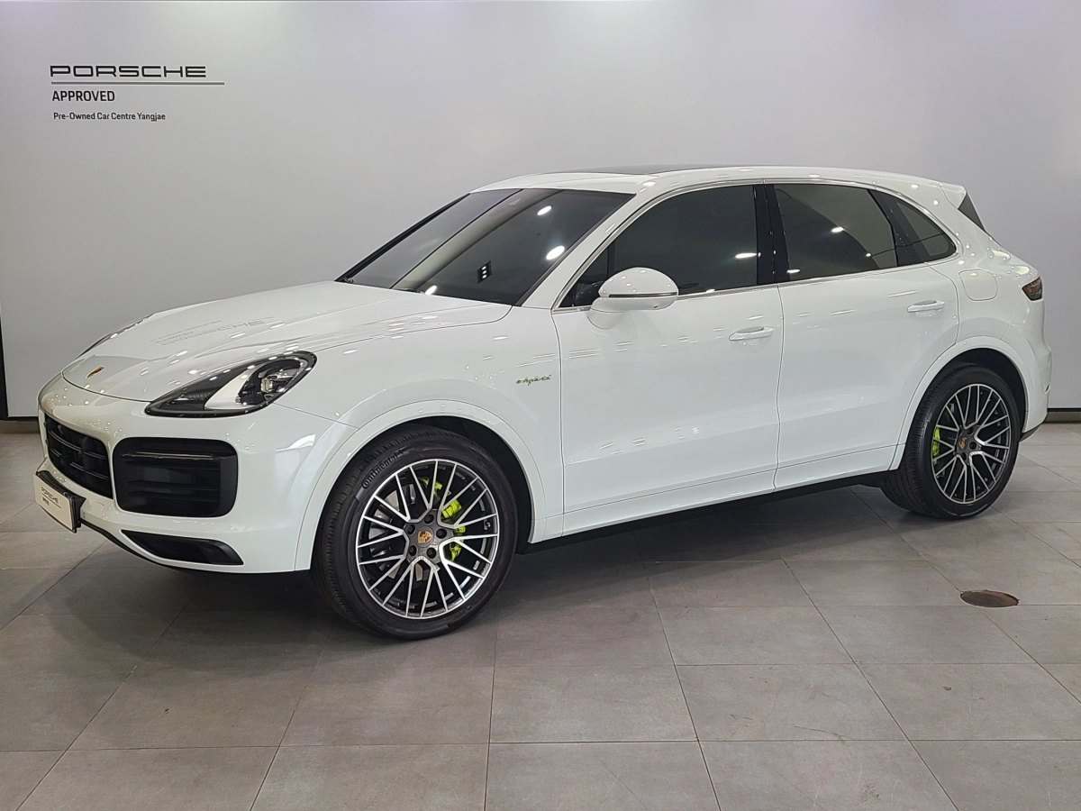 PORSCHE CAYENNE PO536