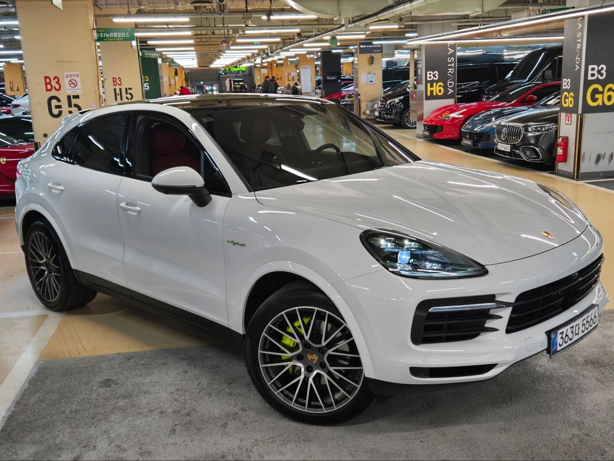 PORSCHE CAYENNE PO536