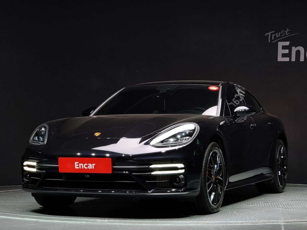 PORSCHE PANAMERA 971