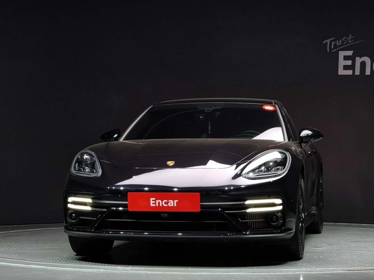 PORSCHE PANAMERA 971