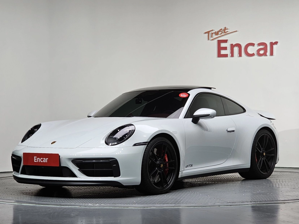 PORSCHE 911 992  2023