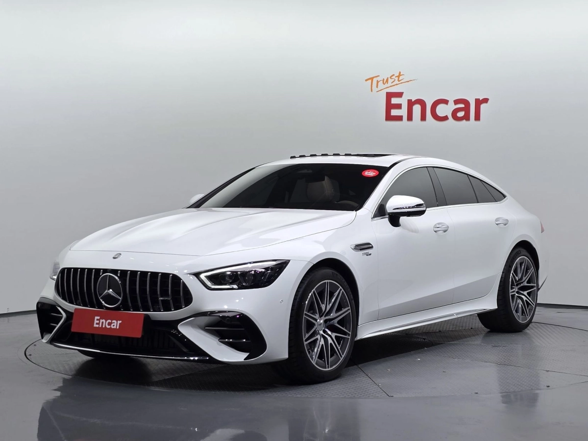 MERCEDES BENZ AMG GT  2025