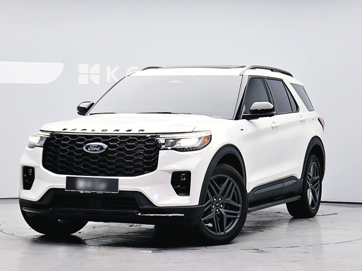 FORD EXPLORER  2025