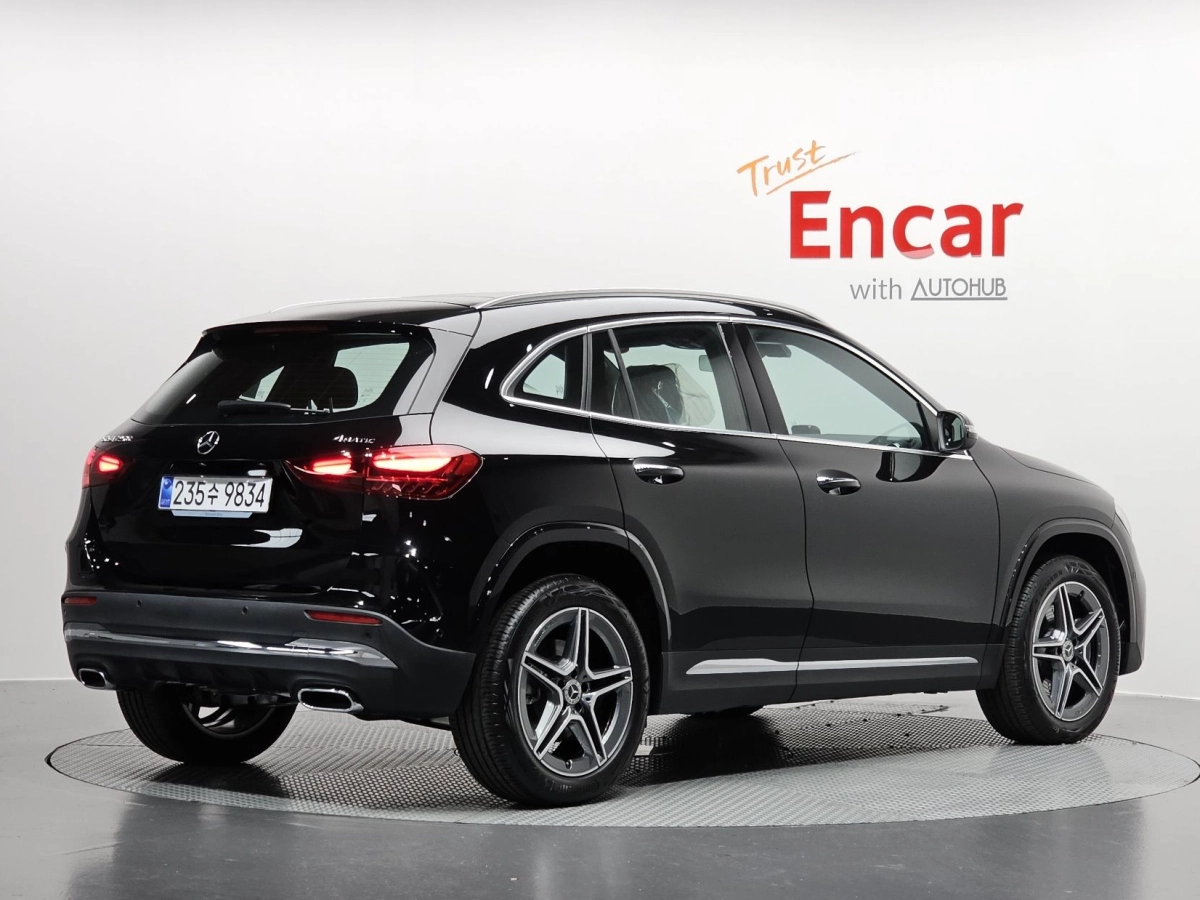 MERCEDES BENZ GLA-CLASS H247