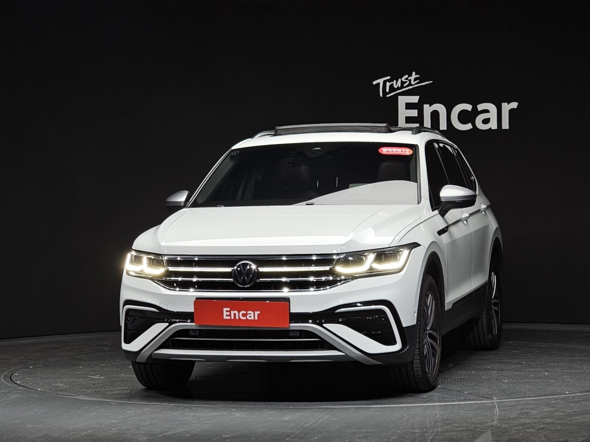 VOLKSWAGEN TIGUAN ALLSPACE