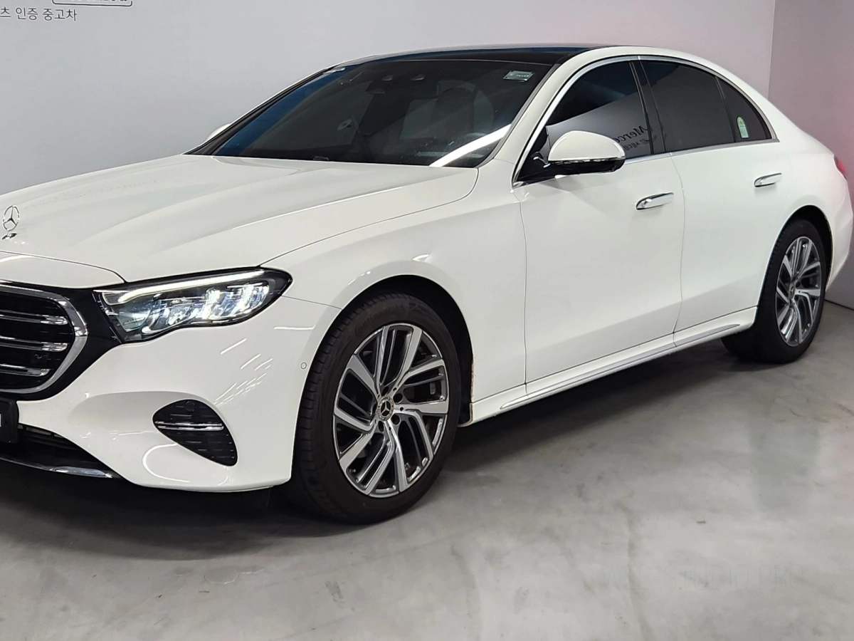 MERCEDES BENZ E-CLASS W214  2024