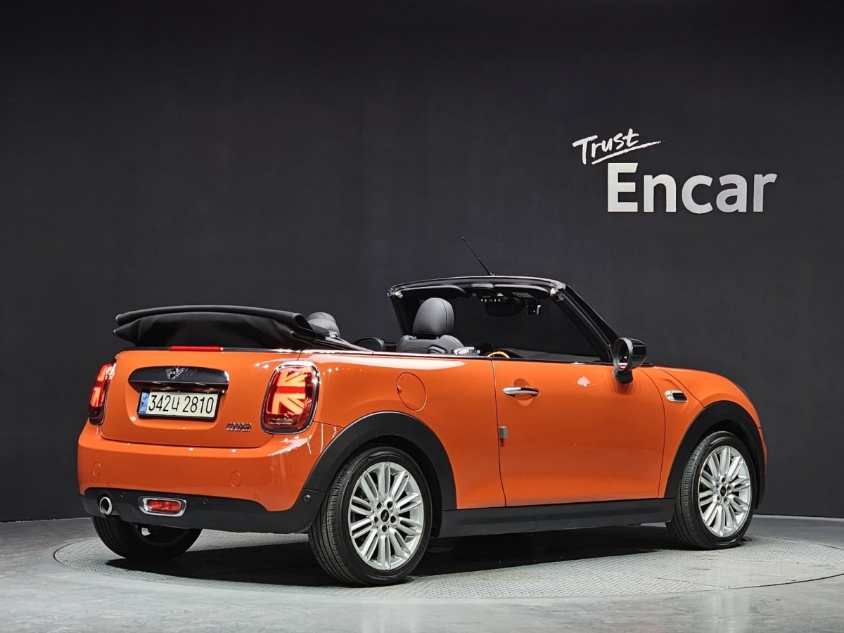 MINI COOPER CONVERTIBLE