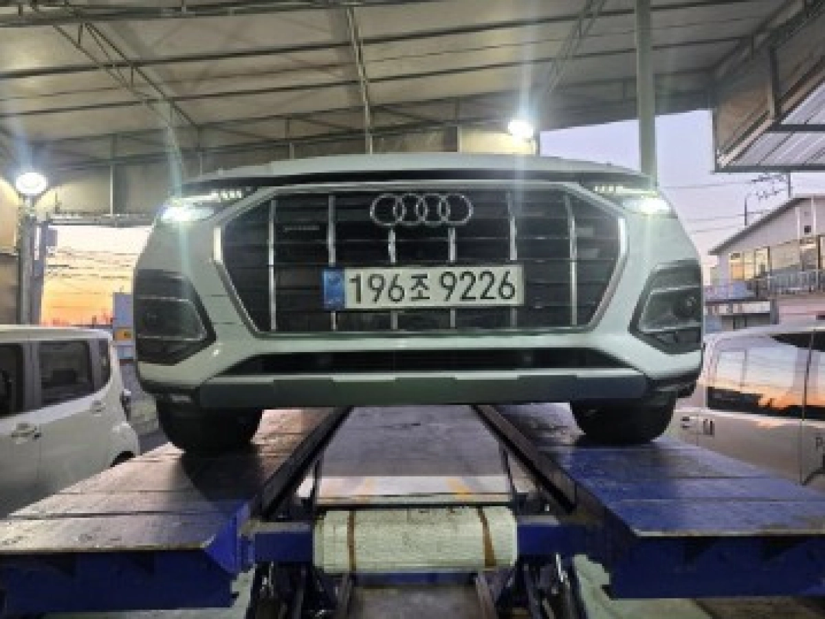 AUDI Q5 FY 2022