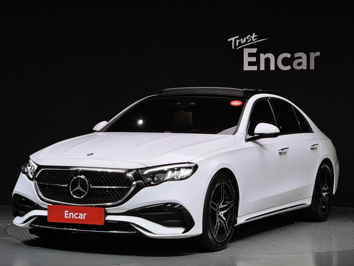 MERCEDES BENZ E-CLASS W214 2025
