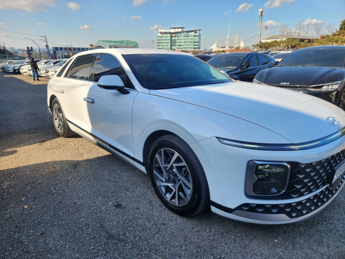 HYUNDAI GRANDEUR GN7