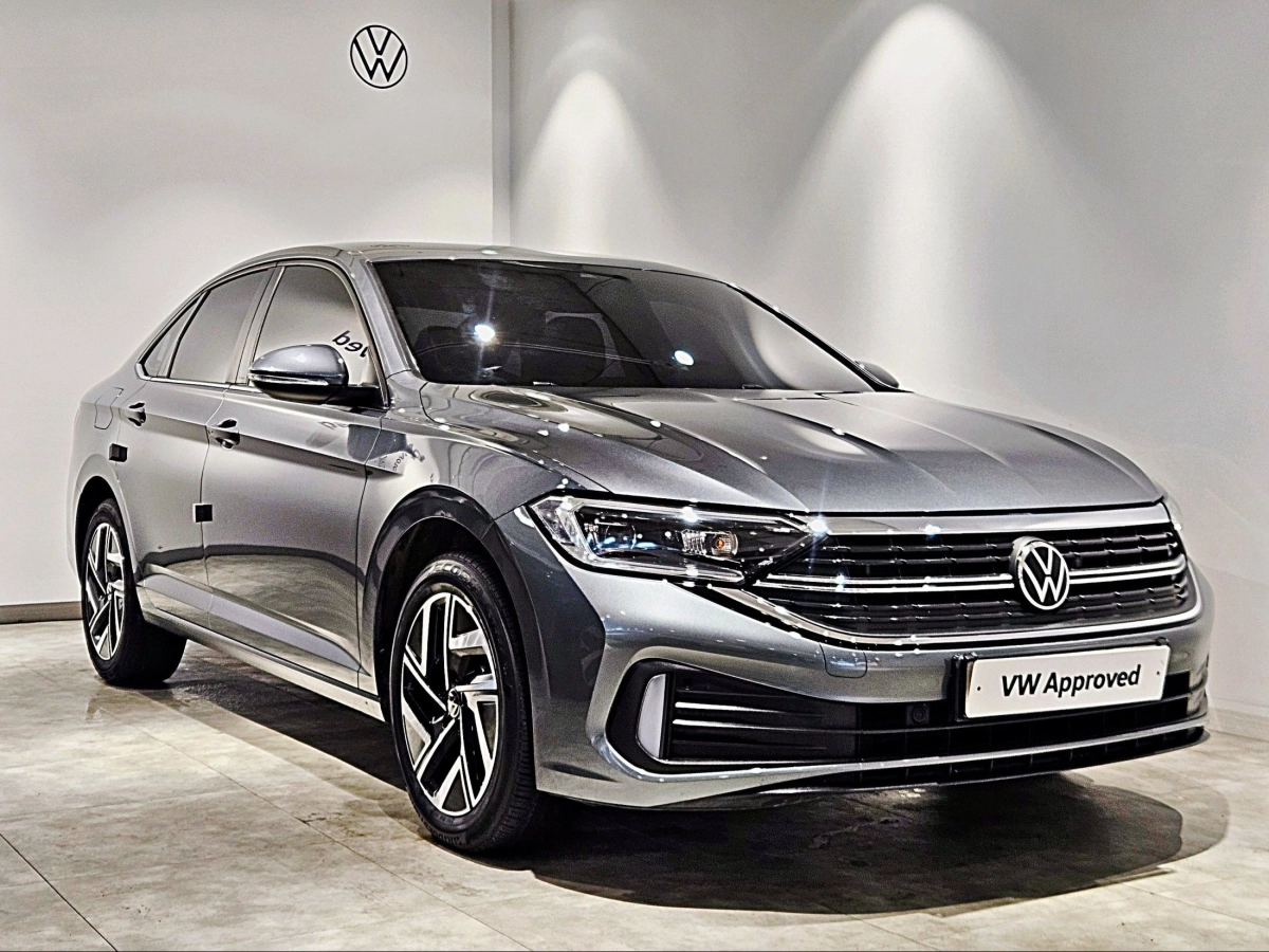 VOLKSWAGEN JETTA 2023