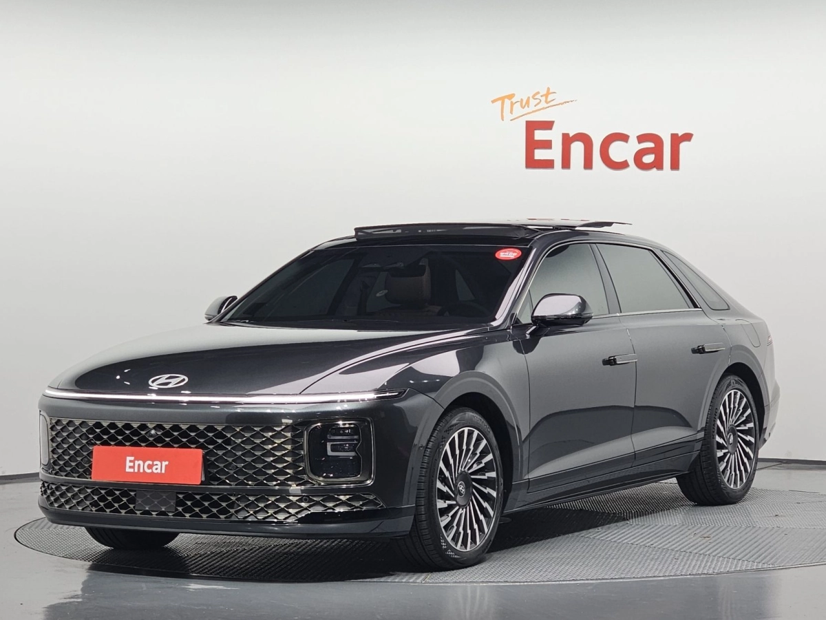 HYUNDAI GRANDEUR HYBRID GN7 2025