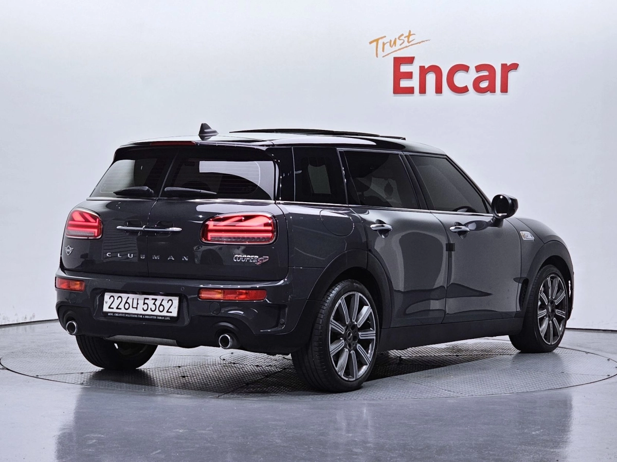 MINI CLUBMAN COOPER SD