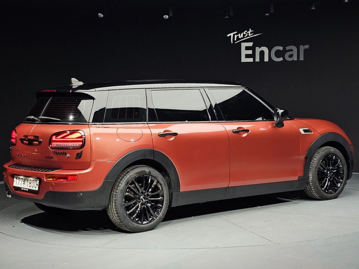 MINI CLUBMAN COOPER D