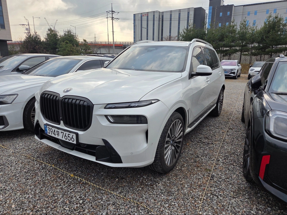 BMW X7 G07