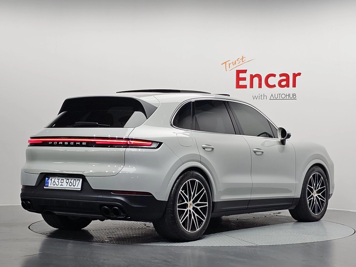 PORSCHE CAYENNE PO536