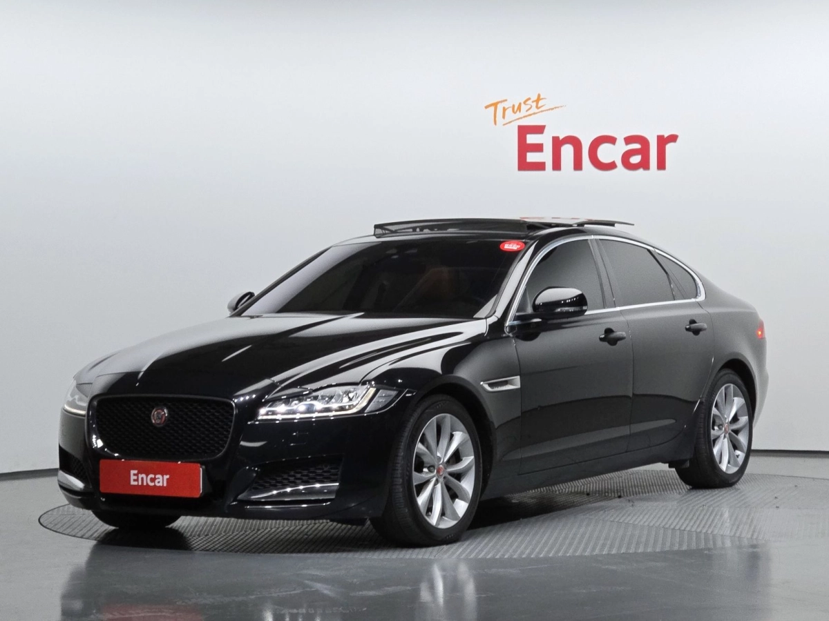 JAGUAR XF X260  2019