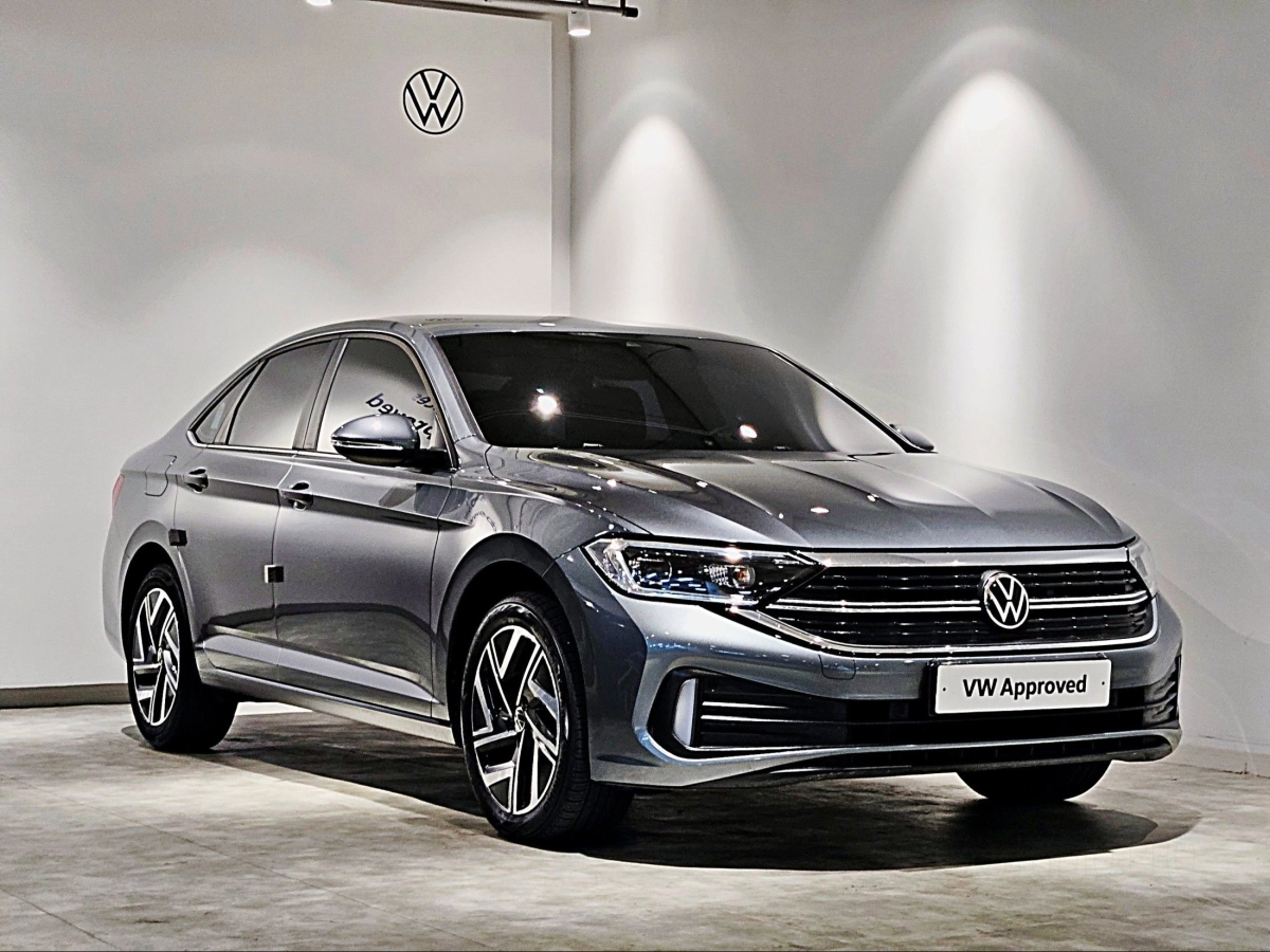 VOLKSWAGEN JETTA 2023