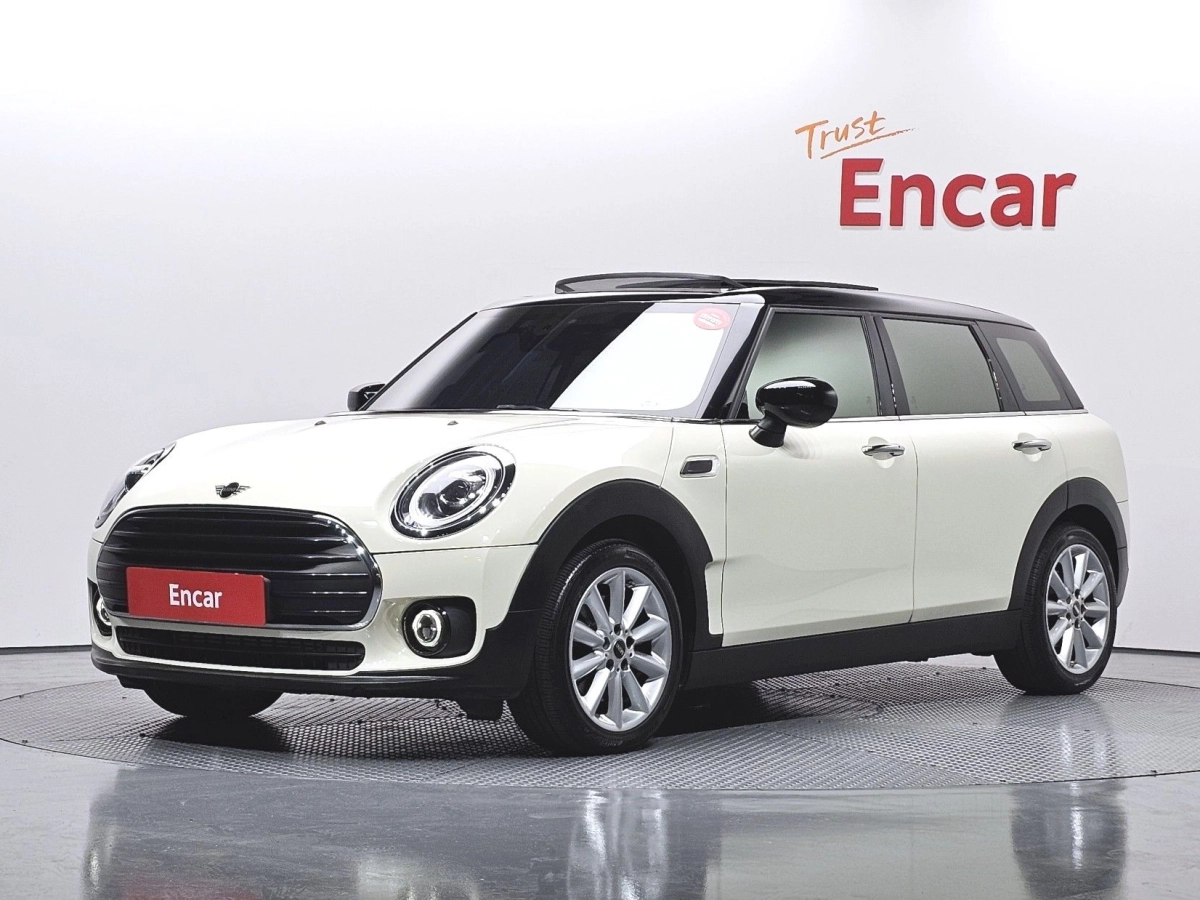 MINI CLUBMAN COOPER D  2020