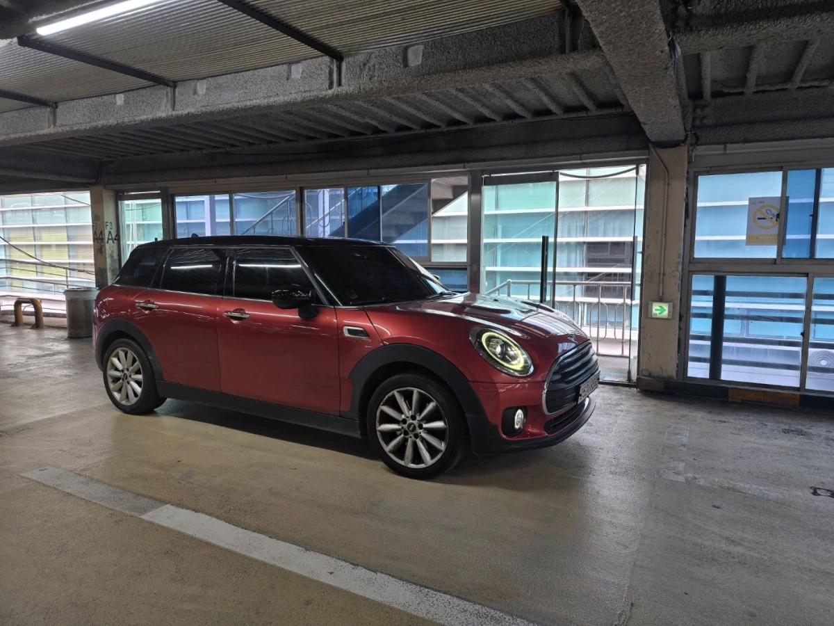 MINI CLUBMAN COOPER D