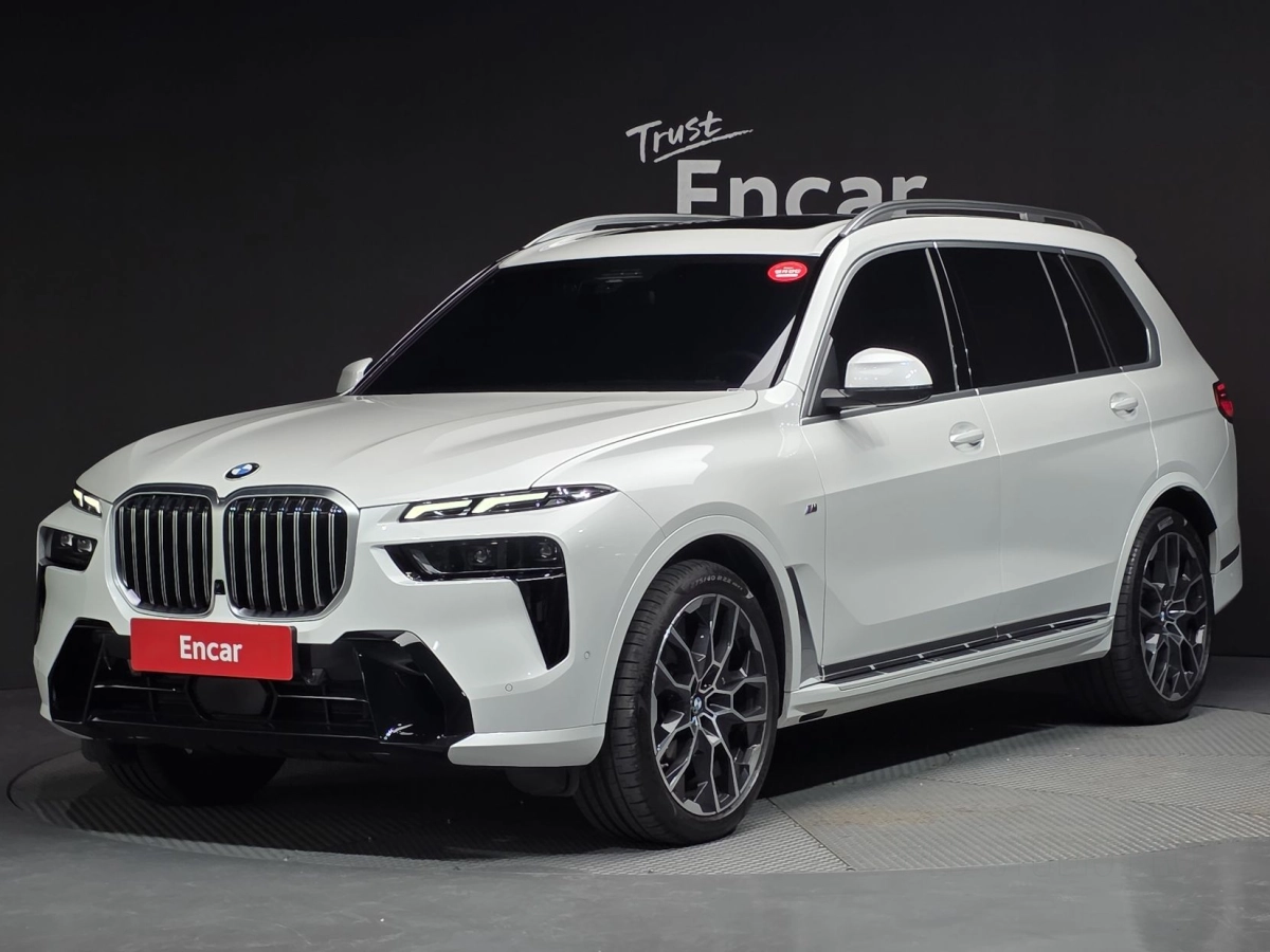 BMW X7 G07 2025
