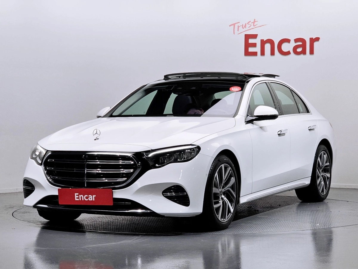 MERCEDES BENZ E-CLASS W214  2024