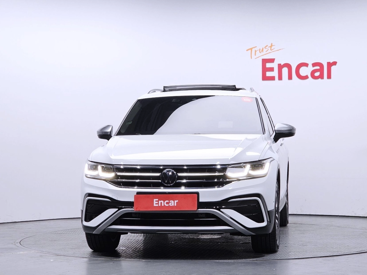 VOLKSWAGEN TIGUAN ALLSPACE