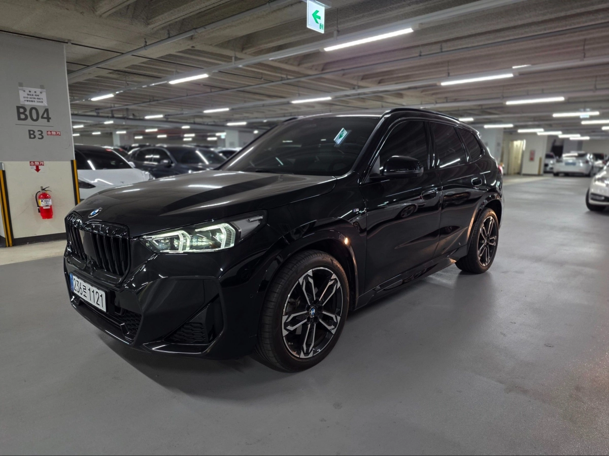 BMW X1 U11