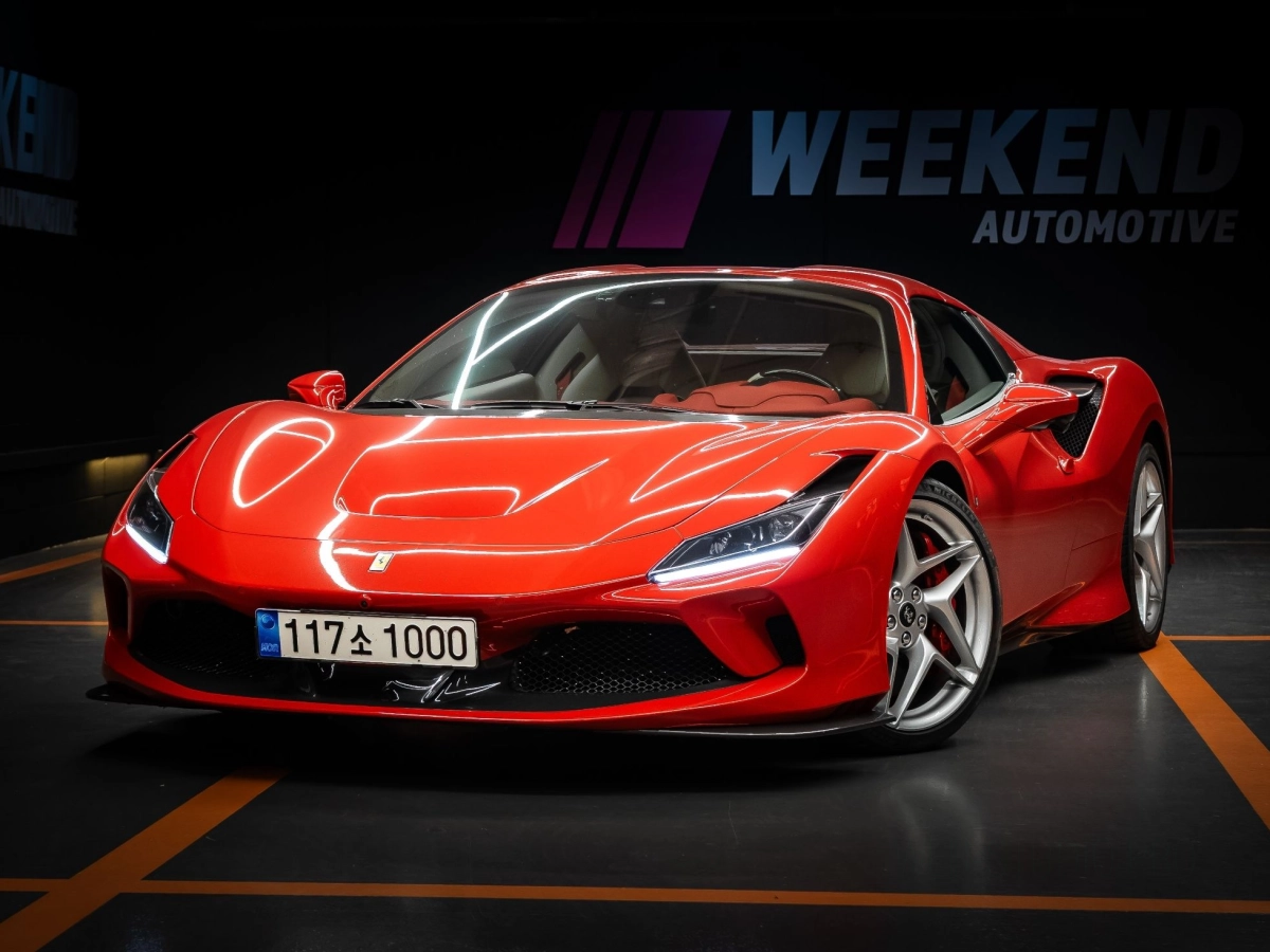 FERRARI F8 SPIDER  2022