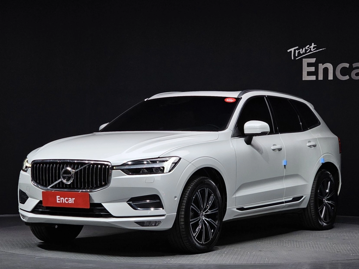 VOLVO XC60  2021