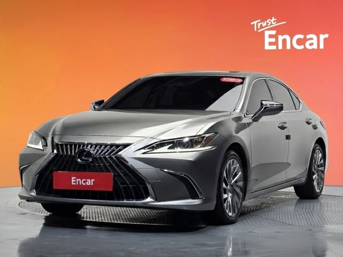LEXUS ES300H  2022