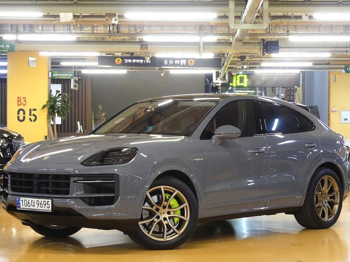 PORSCHE CAYENNE PO536