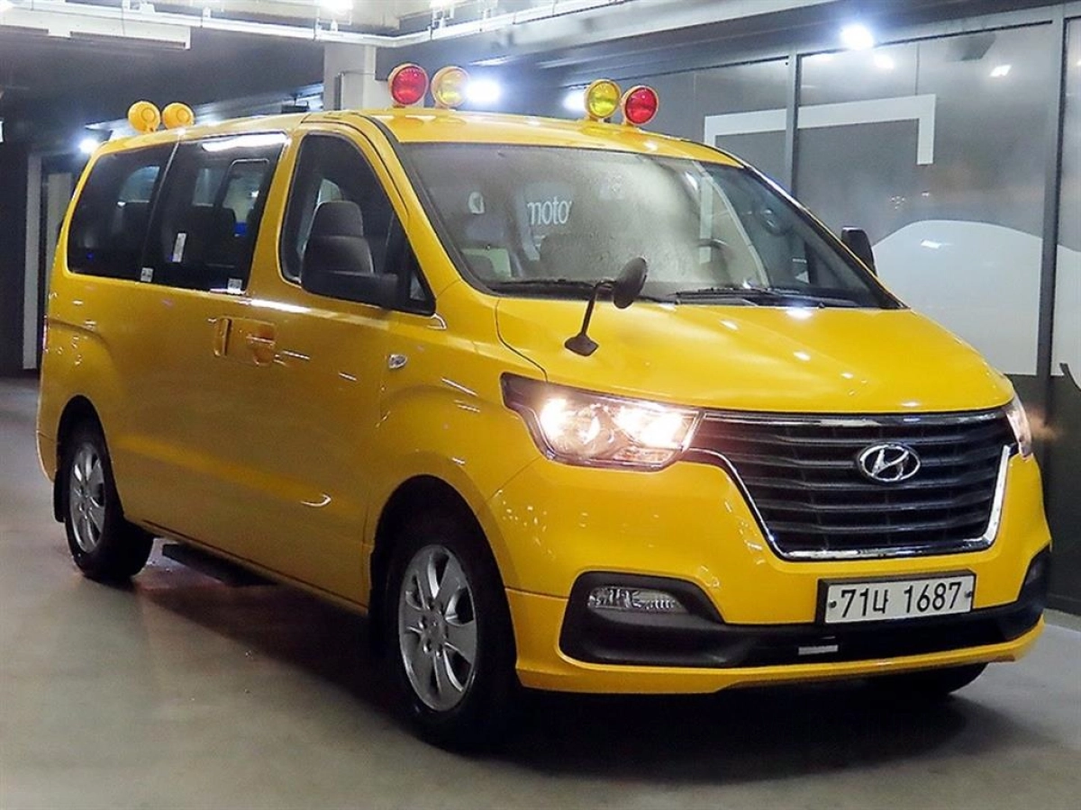 HYUNDAI STAREX GRAND 2021
