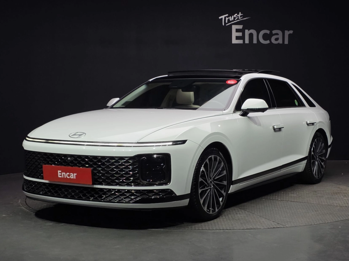 HYUNDAI GRANDEUR HYBRID GN7 2022