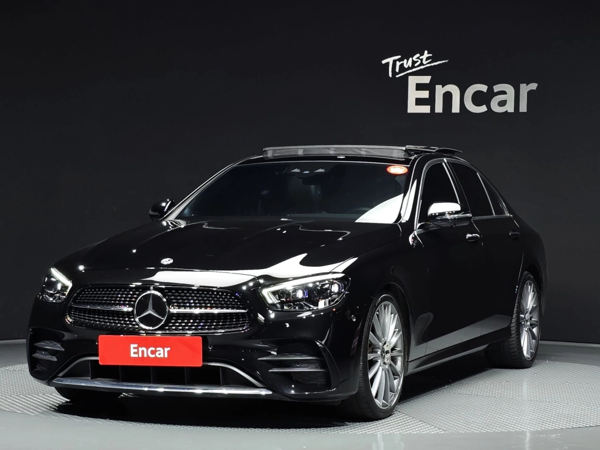 MERCEDES BENZ E-CLASS W213 2022