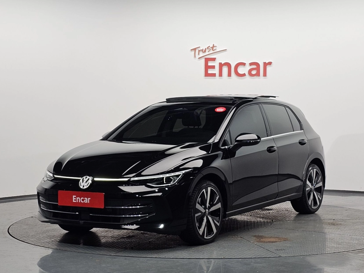 VOLKSWAGEN GOLF 2025