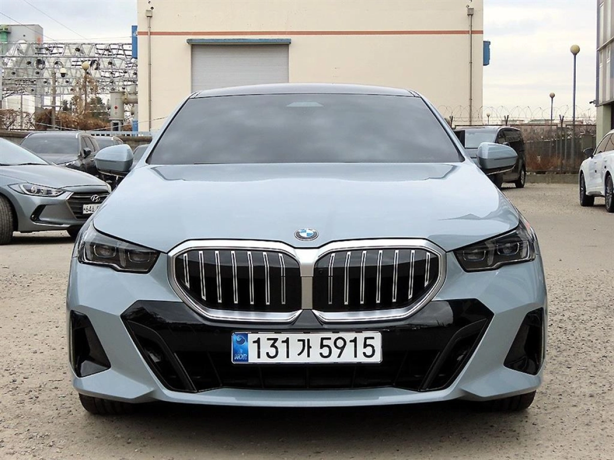 BMW 5-SERIES G60