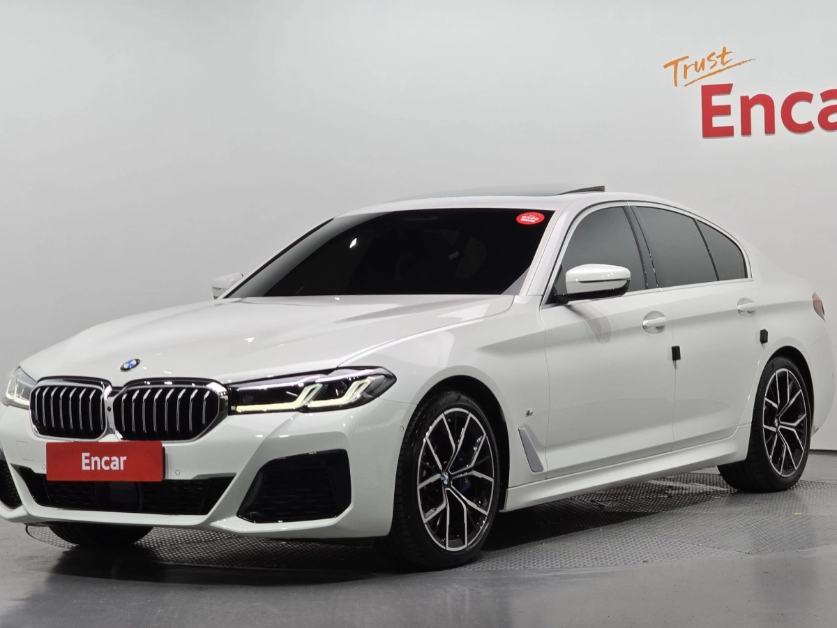 BMW 5-SERIES G30 2023