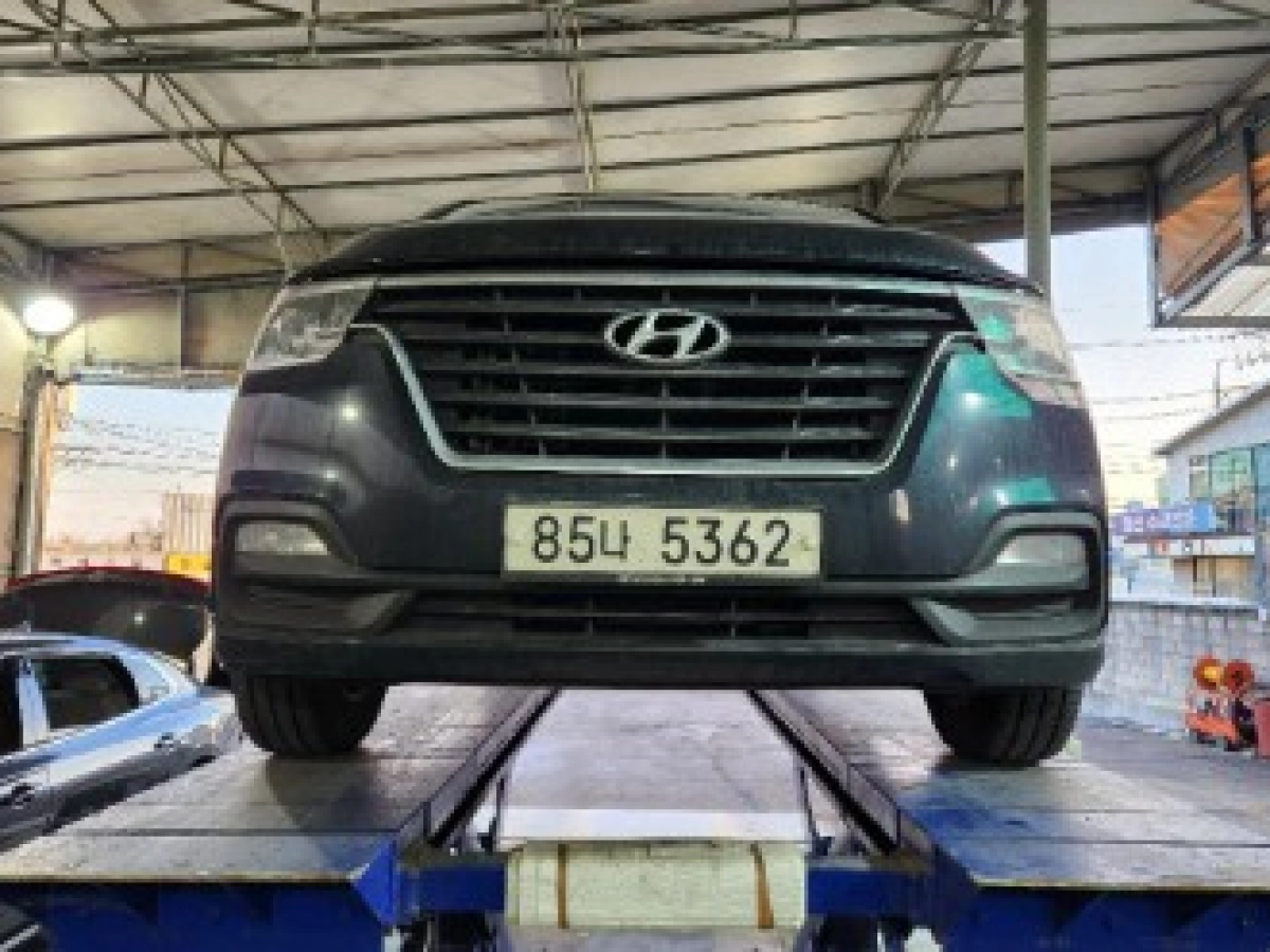 HYUNDAI STAREX GRAND 2021