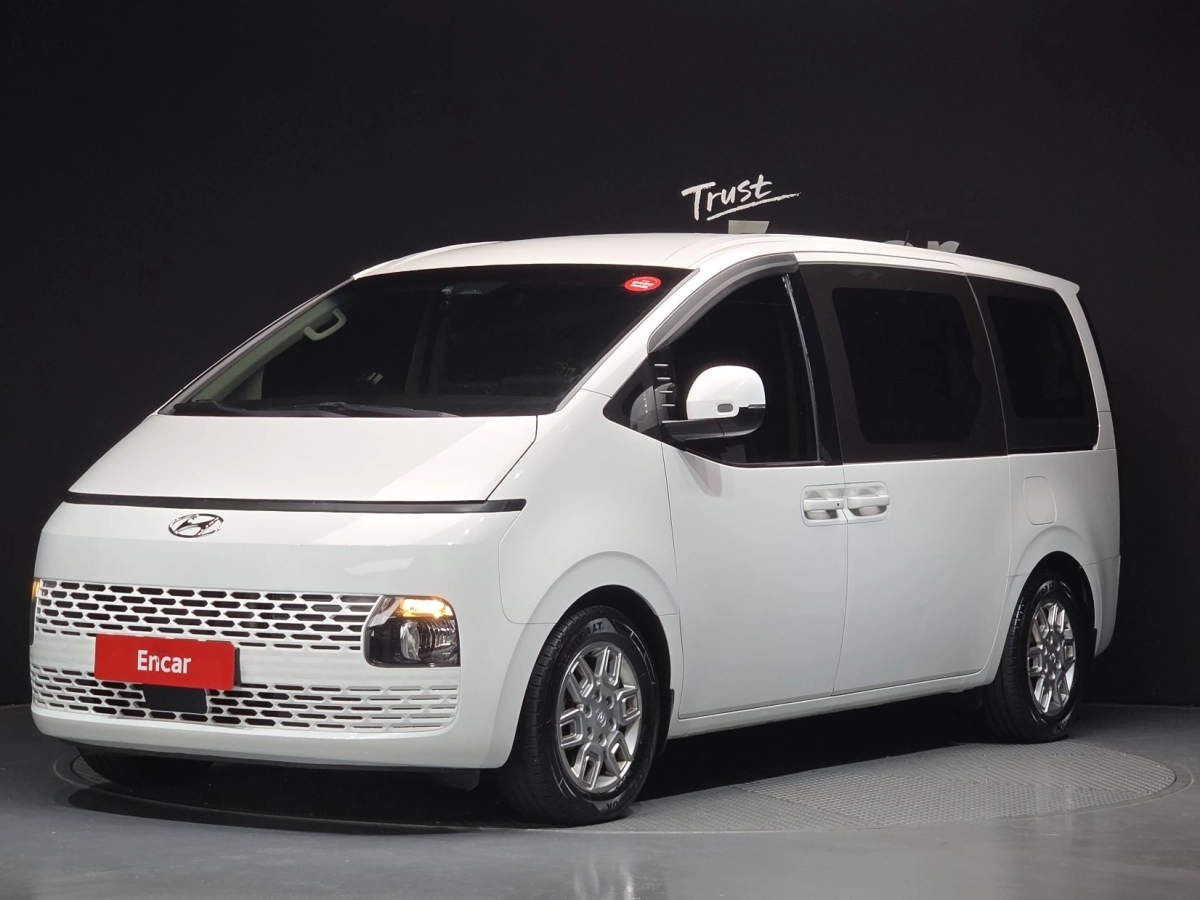 HYUNDAI STARIA 2022