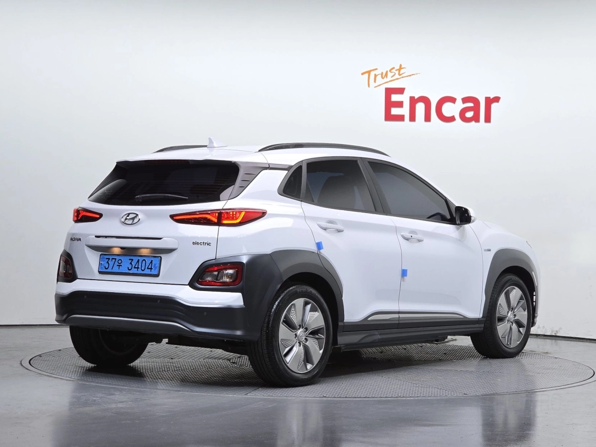 HYUNDAI KONA ELECTRIC