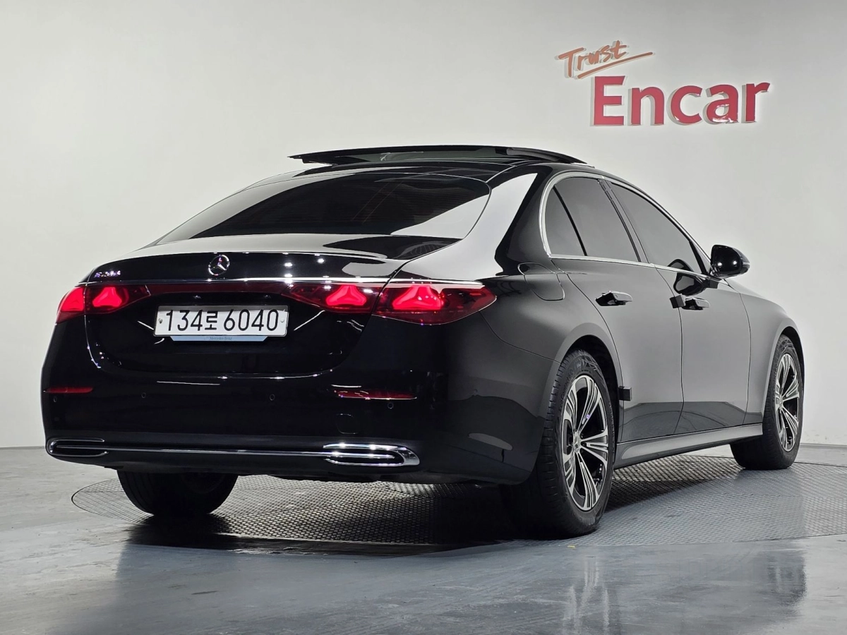 MERCEDES BENZ E-CLASS W214