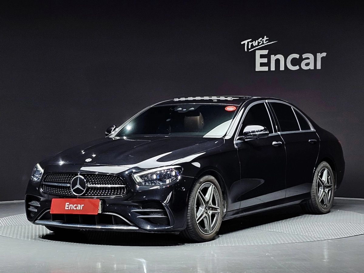MERCEDES BENZ E-CLASS W213 2022